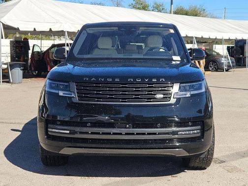 2023 Land Rover Range Rover P530 SE