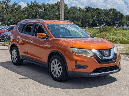 2017 Nissan Rogue S