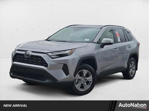 2025 Toyota RAV4 Hybrid LE