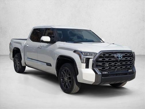 2023 Toyota Tundra Hybrid Platinum