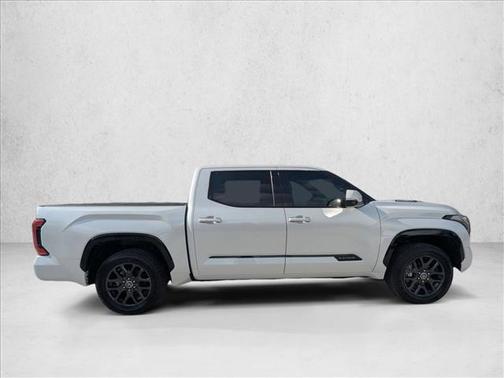 2023 Toyota Tundra Hybrid Platinum