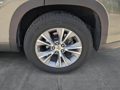 2014 Toyota Highlander LE Plus