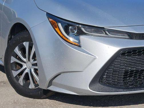 2022 Toyota Corolla Hybrid LE