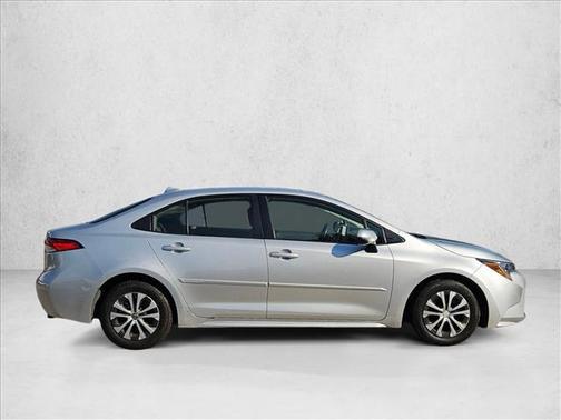 2022 Toyota Corolla Hybrid LE