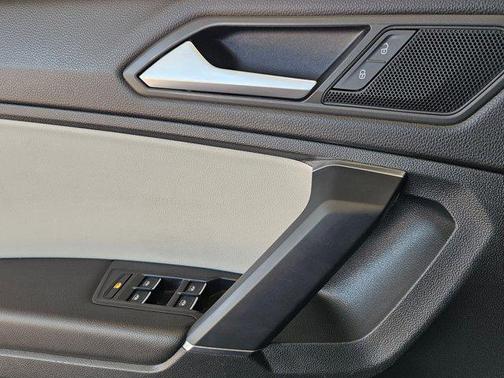 2020 Volkswagen Tiguan 2.0T SE