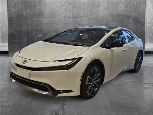 2025 Toyota Prius XLE
