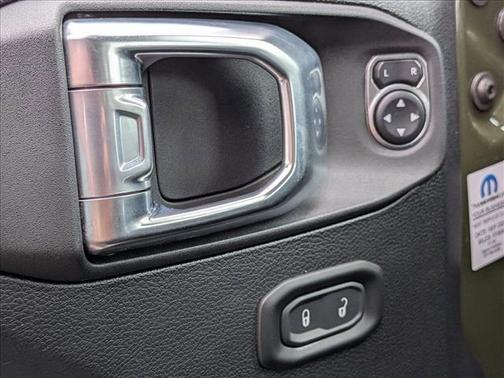 Sarge Green Clearcoat 2021 Jeep Gladiator Willys 4x4