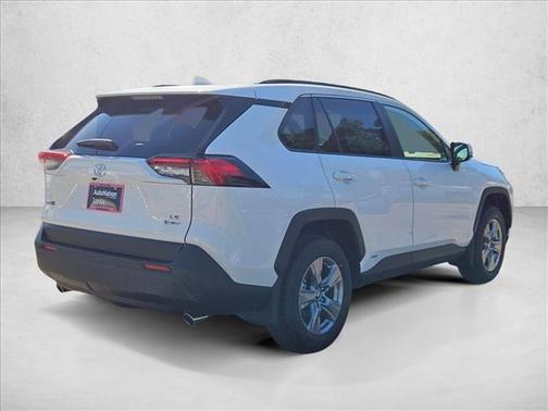 2025 Toyota RAV4 Hybrid LE