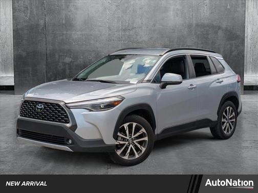2023 Toyota Corolla Cross XLE