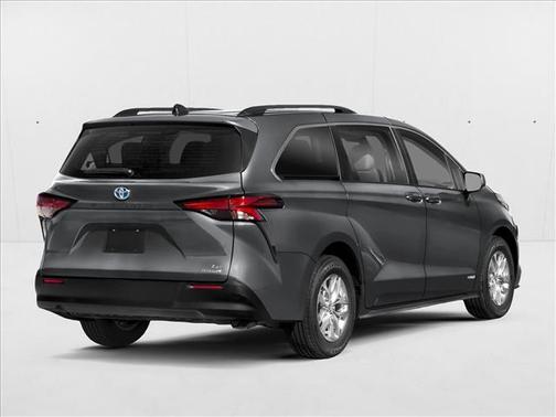 2025 Toyota Sienna LE
