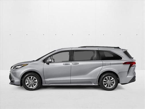2025 Toyota Sienna XLE 7 Passenger