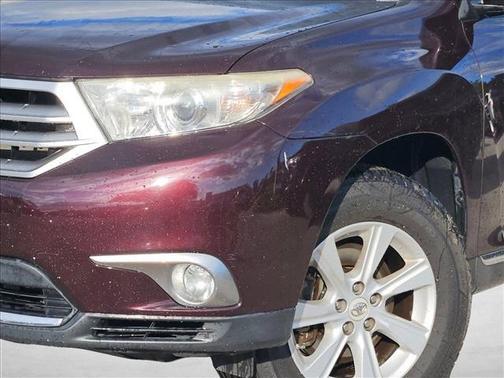2012 Toyota Highlander SE