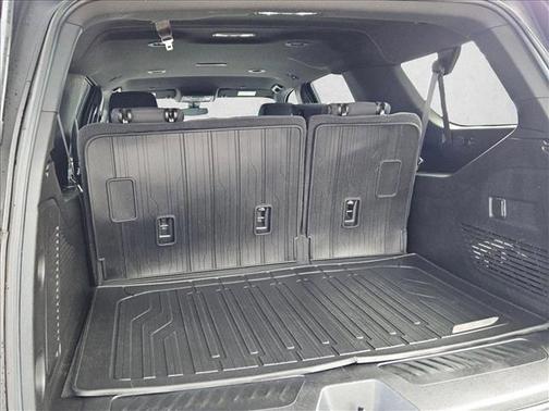 2022 GMC Yukon XL SLE