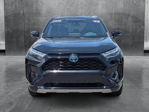 2022 Toyota RAV4 Hybrid SE