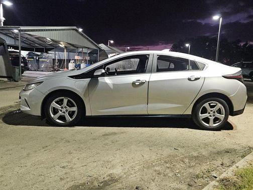 2018 Chevrolet Volt LT