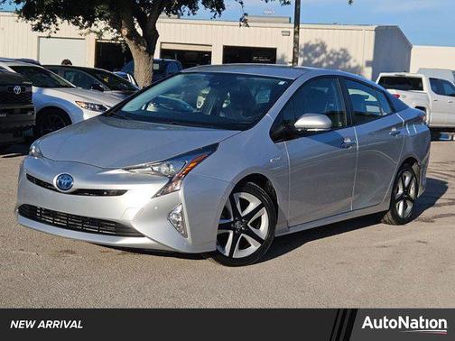 2018 Toyota Prius Three Touring