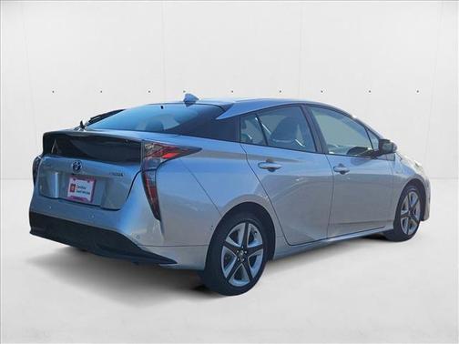 2018 Toyota Prius Three Touring