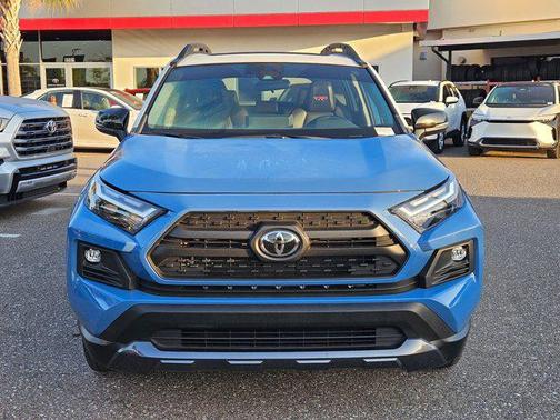 2022 Toyota RAV4 SE