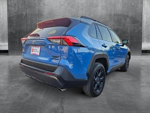 2022 Toyota RAV4 SE