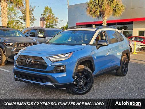 2022 Toyota RAV4 SE