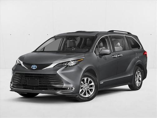 2025 Toyota Sienna XLE 8 Passenger