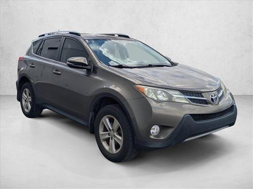 Magnetic Gray Metall 2014 Toyota RAV4 XLE