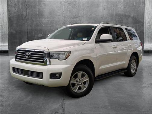 2020 Toyota Sequoia SR5