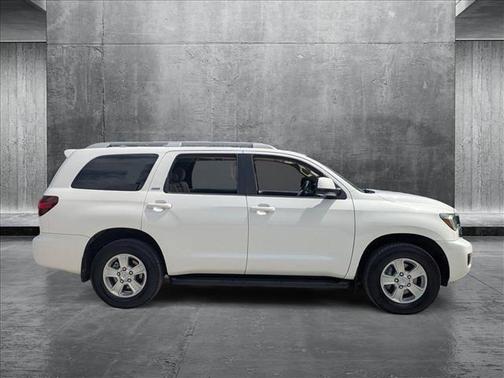 2020 Toyota Sequoia SR5