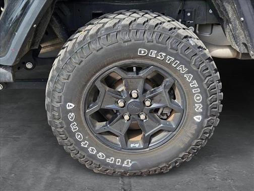 2022 Jeep Gladiator Sport