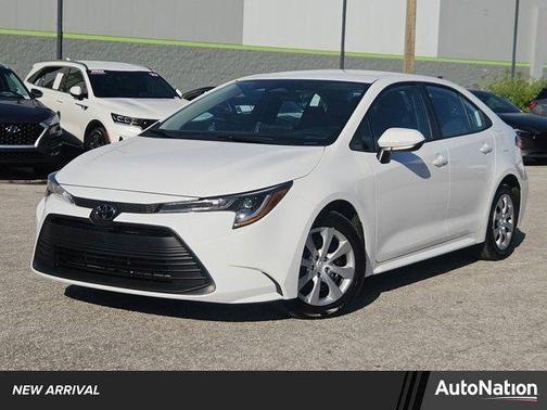 2025 Toyota Corolla LE