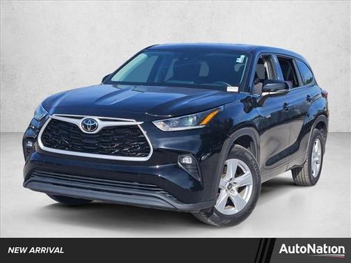 2021 Toyota Highlander LE