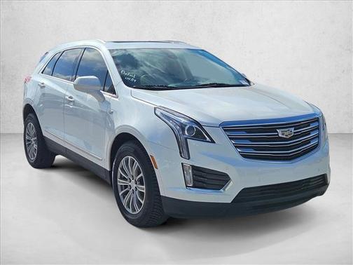 Crystal White Tricoat 2019 Cadillac XT5 Luxury