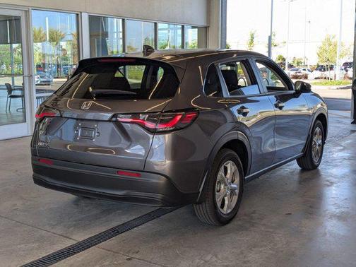 2025 Honda HR-V LX