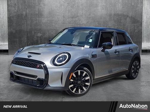 2024 MINI Hardtop Cooper S