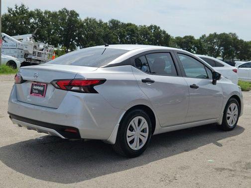 2020 Nissan Versa 1.6 S