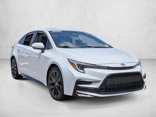 Ice Cap 2023 Toyota Corolla XSE