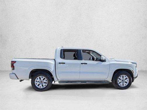 Glacier White 2023 Nissan Frontier SV
