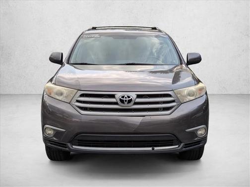 2013 Toyota Highlander SE