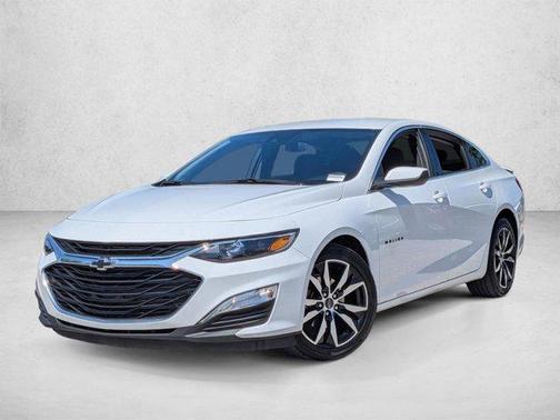 Summit White 2024 Chevrolet Malibu FWD RS