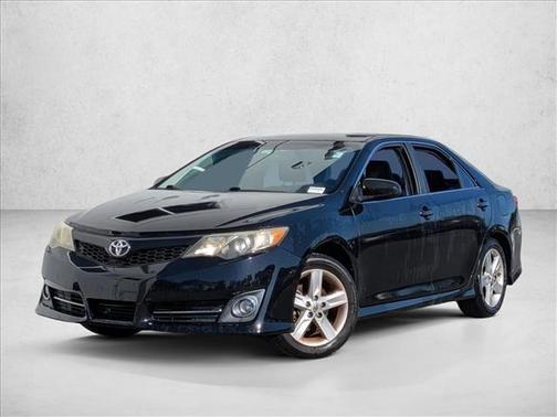Attitude Black Metallic 2014 Toyota Camry SE