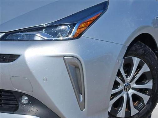 2022 Toyota Prius LE