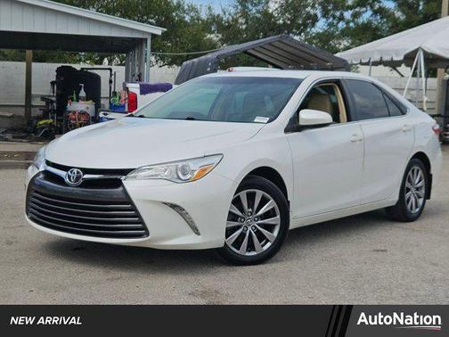2016 Toyota Camry XLE