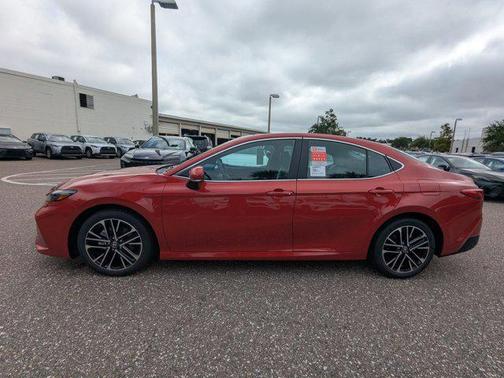 2025 Toyota Camry XLE