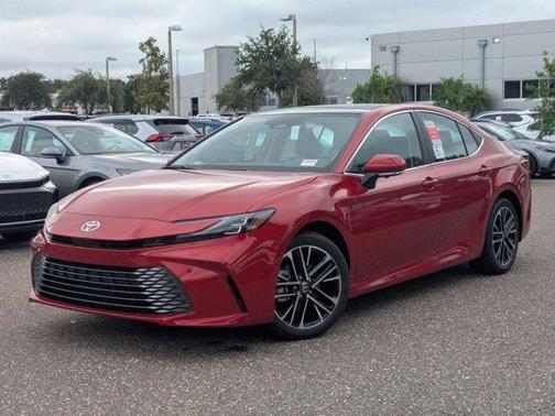 2025 Toyota Camry XLE