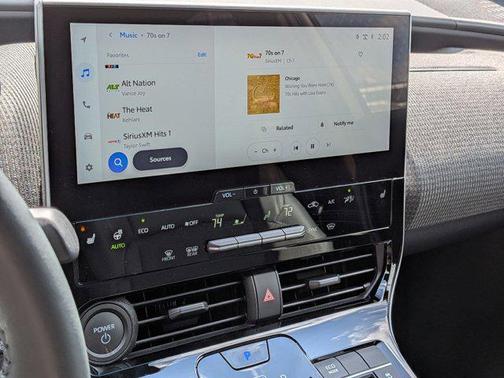 2025 Toyota bZ4X XLE