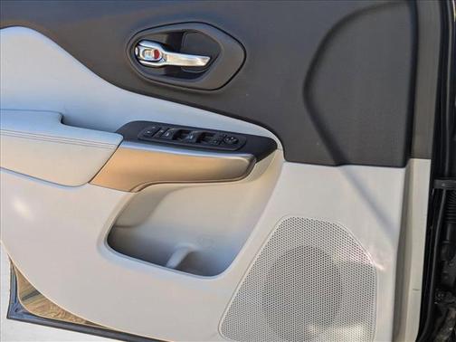 2020 Jeep Cherokee Latitude Lux