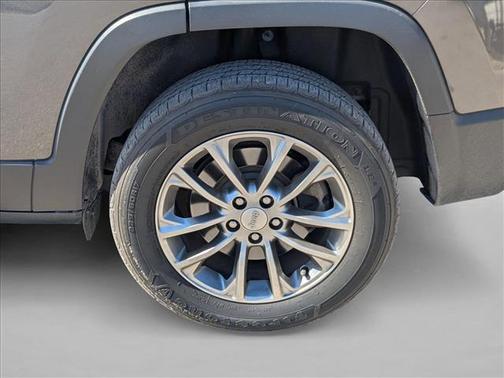 2020 Jeep Cherokee Latitude Lux