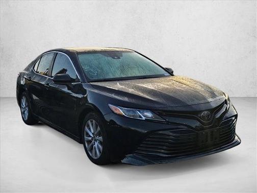 Midnight Black Metallic 2018 Toyota Camry LE