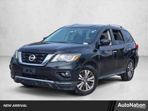 2017 Nissan Pathfinder SV