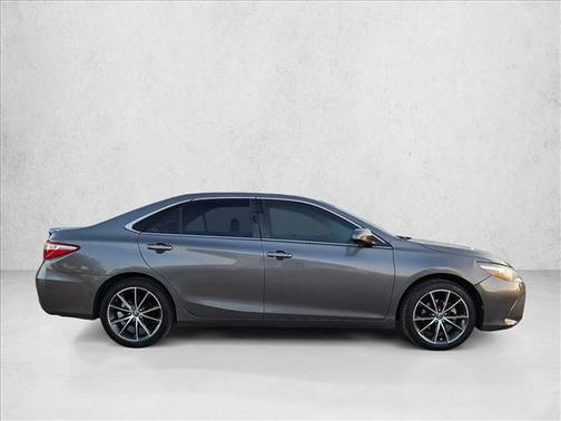 2017 Toyota Camry XSE